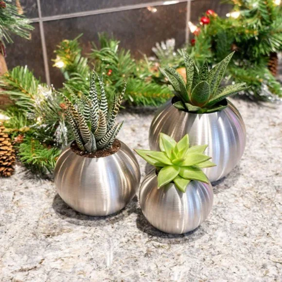 Stainless steel Rustproof Orb Planters, Indoor/outdoor 3 1/2", 4", 5" - Picture 2 of 4